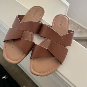 Old navy brown sandals